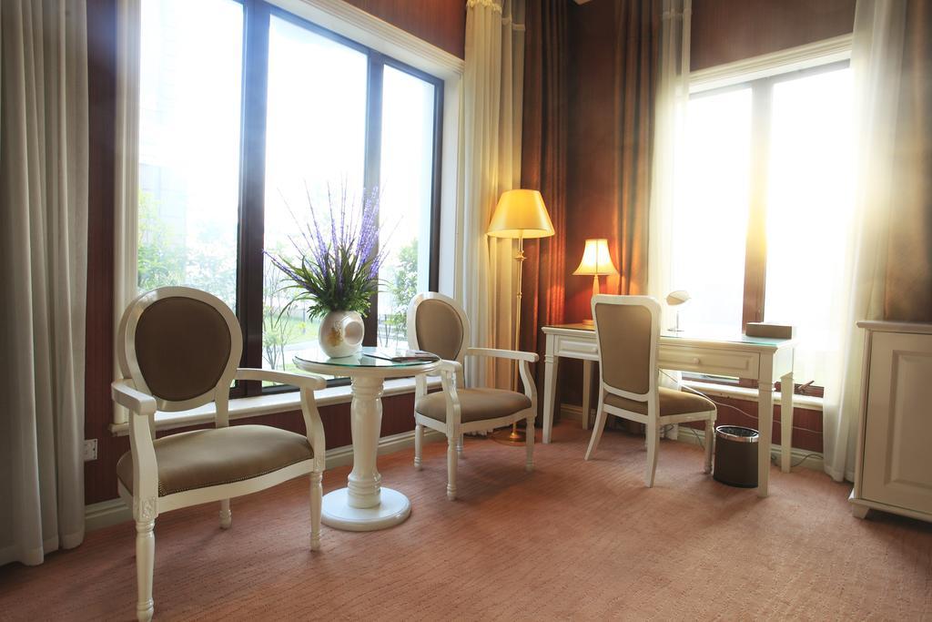 Shanghai Eiffelton Hotel Luaran gambar
