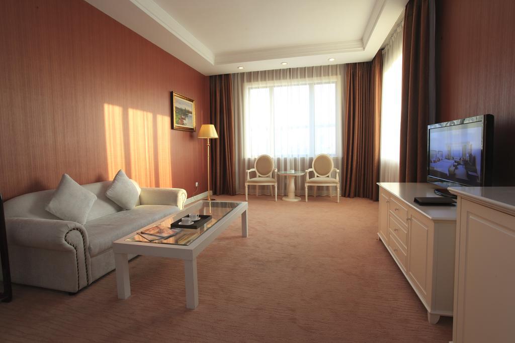 Shanghai Eiffelton Hotel Luaran gambar